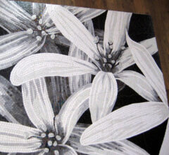 Мозаичное панно Black Lilies